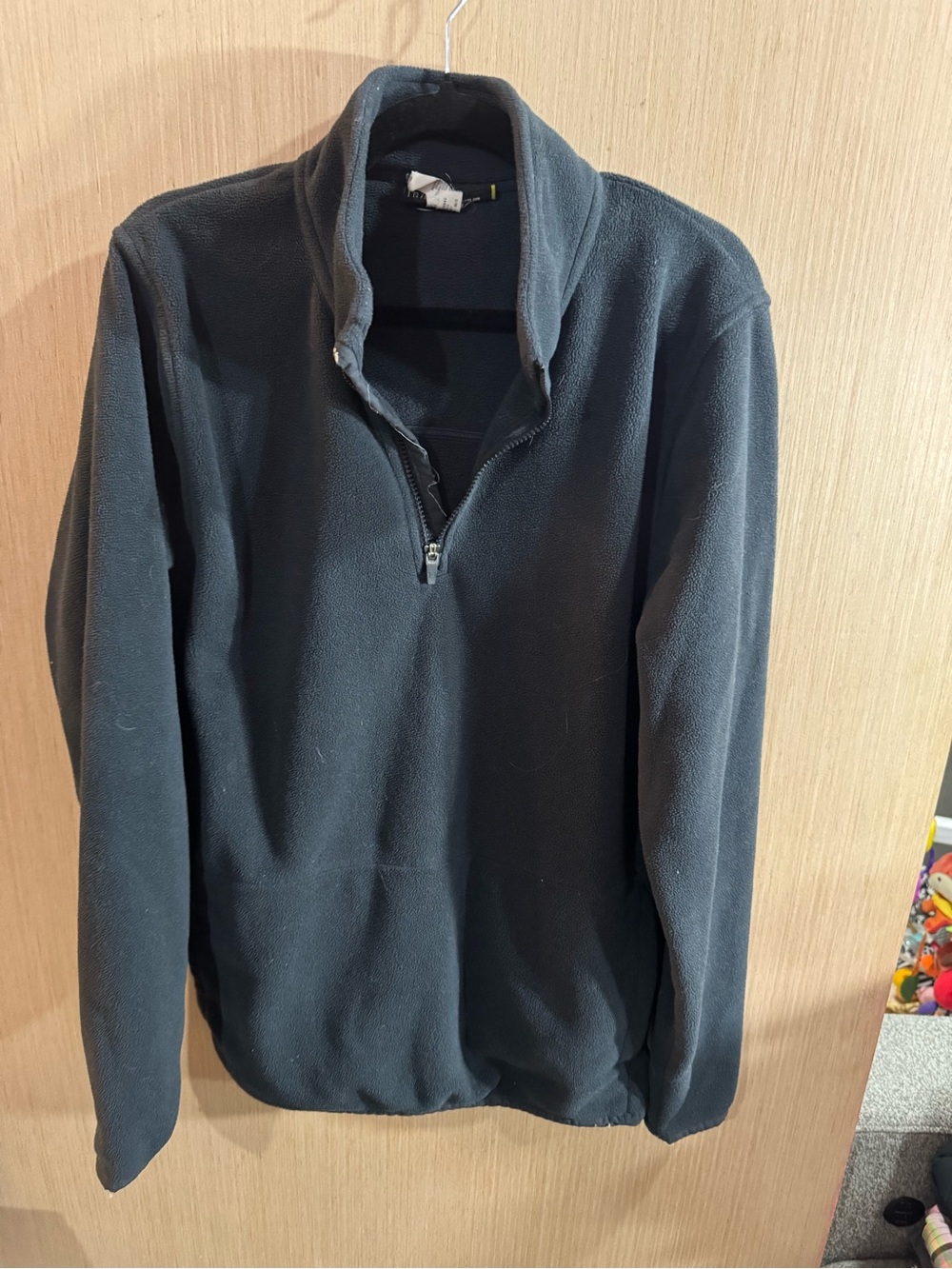 Men's Under Armour Loose Black Half-Zip Fleece Sweatshirt Size Large